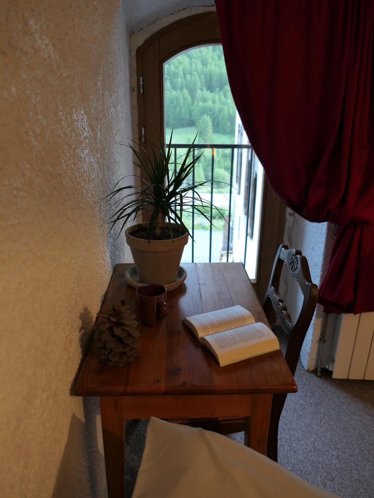 Auberge Les 1000 Cols, Anciennement Val D Azur Molines-en-Queyras Chambre photo